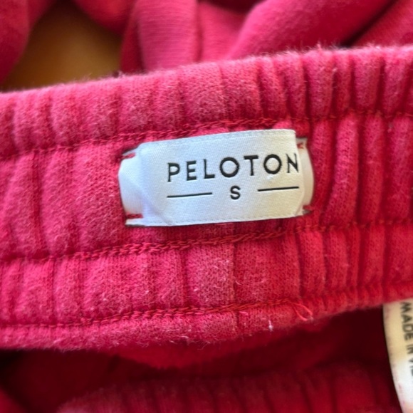 Peloton pink small joggers - Picture 13 of 14